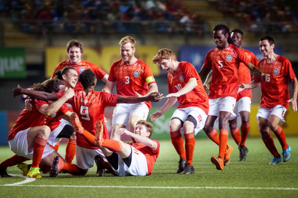 从初露锋芒 从初露锋芒