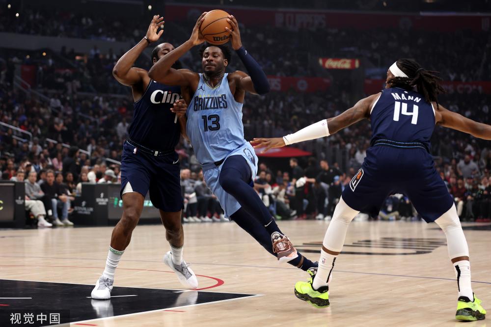 人在擂台上 人在擂台上