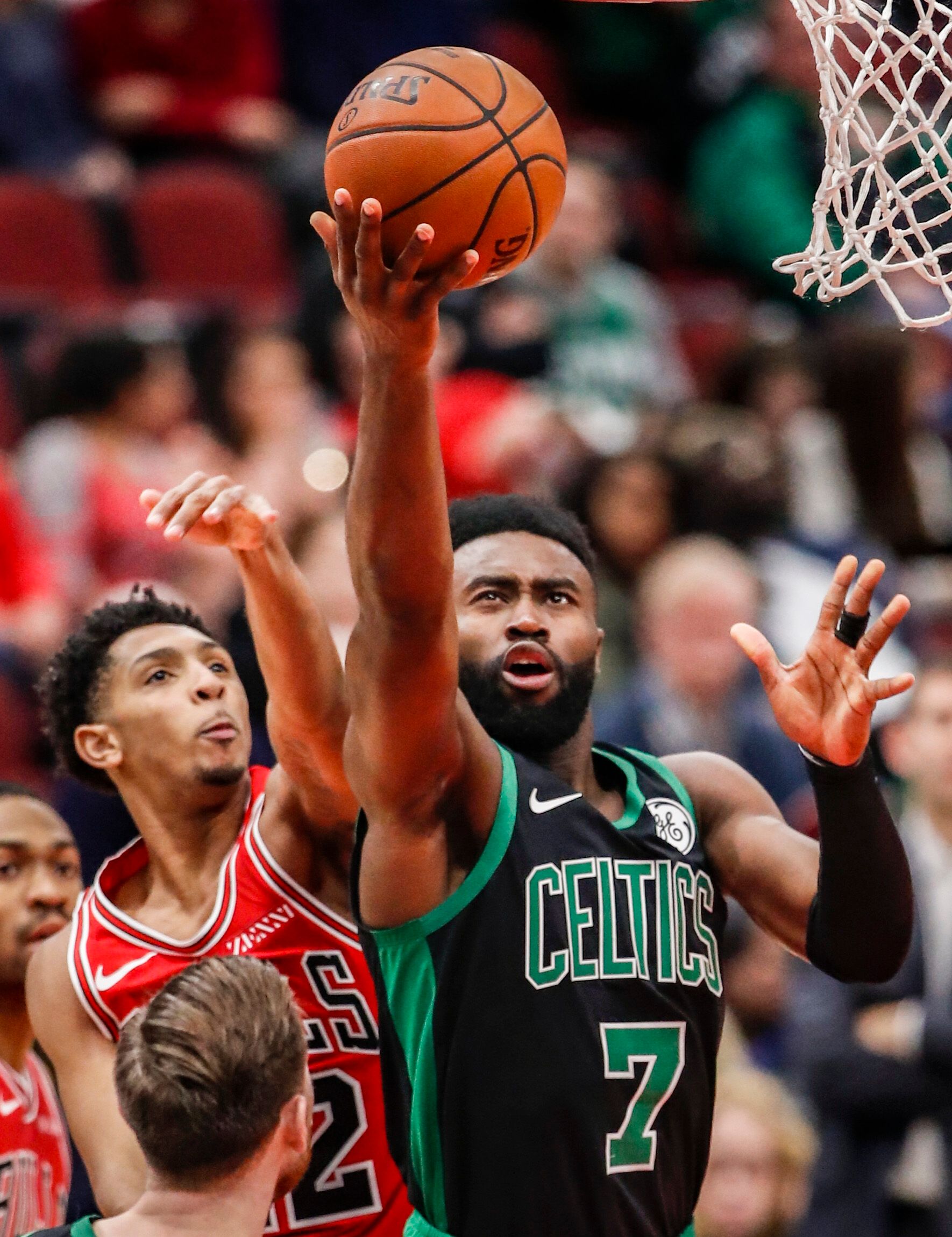 足球比赛中 足球比赛中